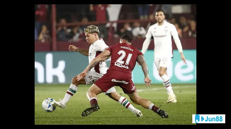Hành độngในเกม Fluminense vs Lanus